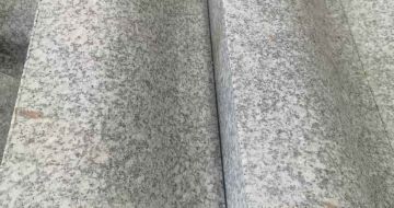 珠海芙蓉白S型拉丝面路沿石