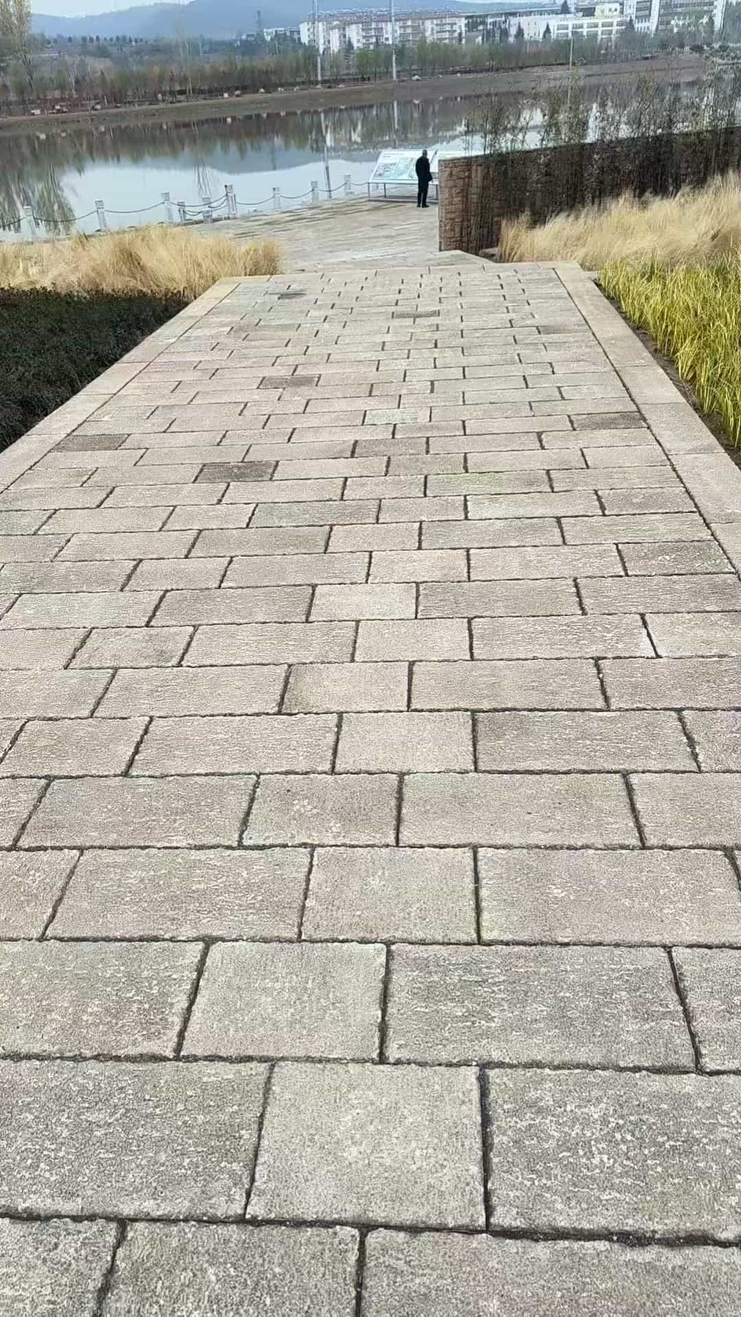 珠海仿古石铺装效果