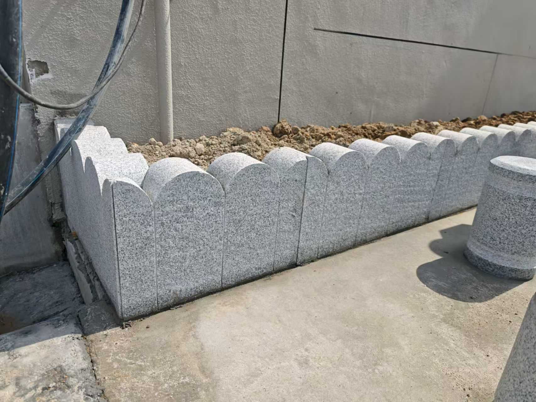 珠海 芝麻白花岗岩花边石铺装效果图